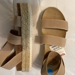 TJ sandals size 7.5. brand new with tags